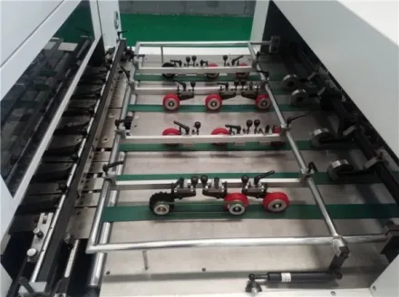 Paper Conveying Unit